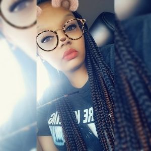 Meet your Posher, Trese